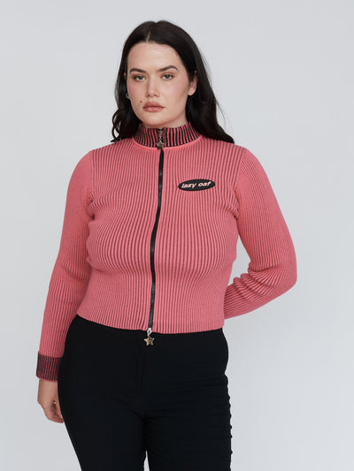 collection-curve, collection-women-landing, collection-women-new-in-1, collection-womens-tops, collection-womens-jumpers, model: Salome wears size 2XL and is 5’11”